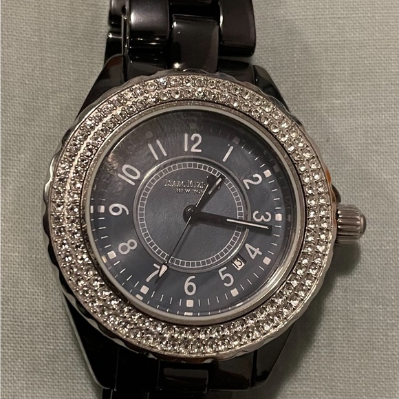 Isaac Mizrahi Black ceremic Wrist watch - Picture 1 of 3